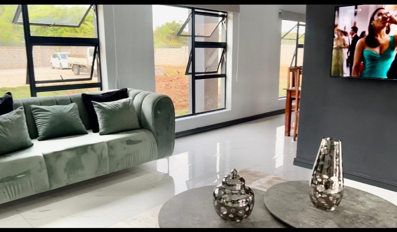 De Lux Villa Bulawayo Eksteriør billede